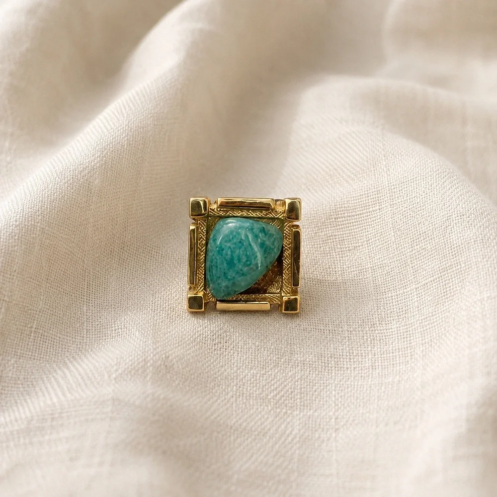 Vintage Brutalist Gold Tone Green Stone Tie Tack Lapel Pin Mid‎ Century Modern